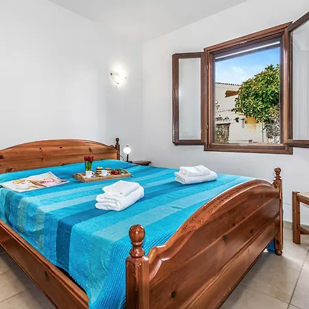 Le Della Cinta San Teodoro (Sardinia)